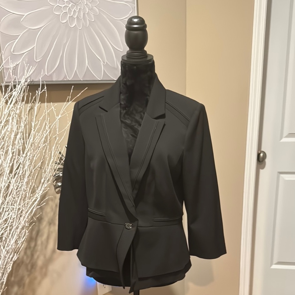 White House Black Market Black Tailored Blazer